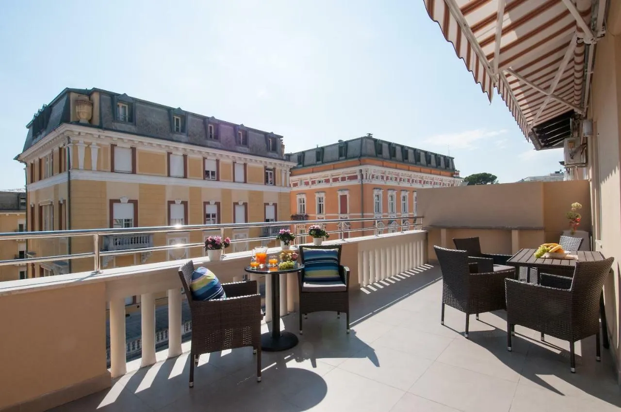 Iva, Opatija Centar Apartment