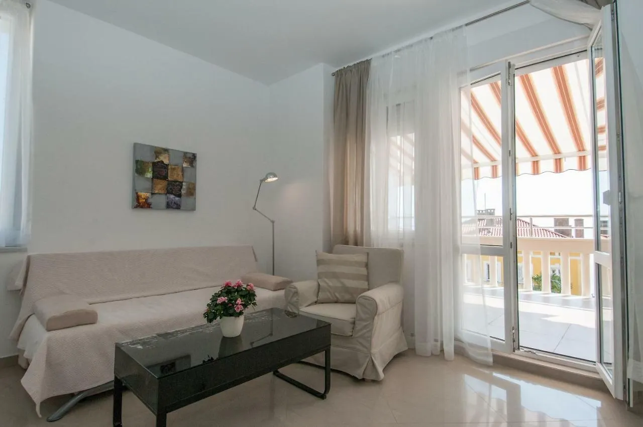 Iva, Opatija Centar Apartment 0*,